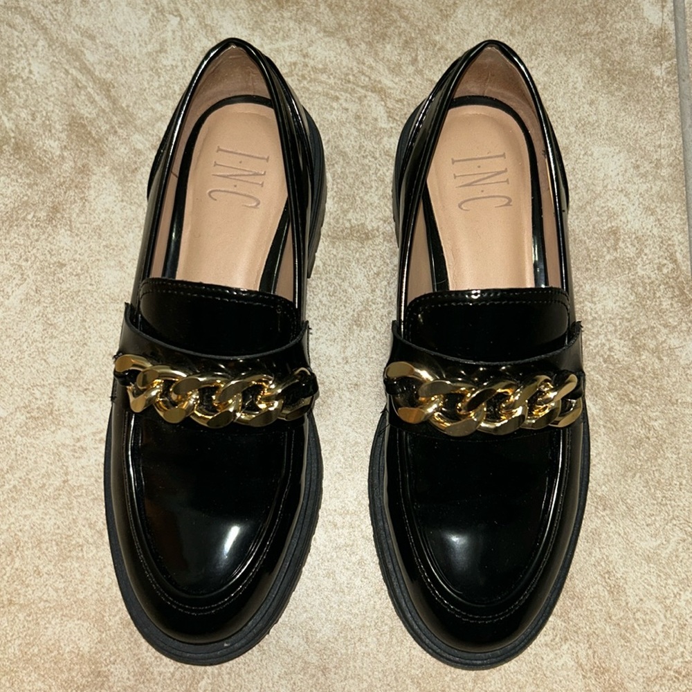 Black shoes